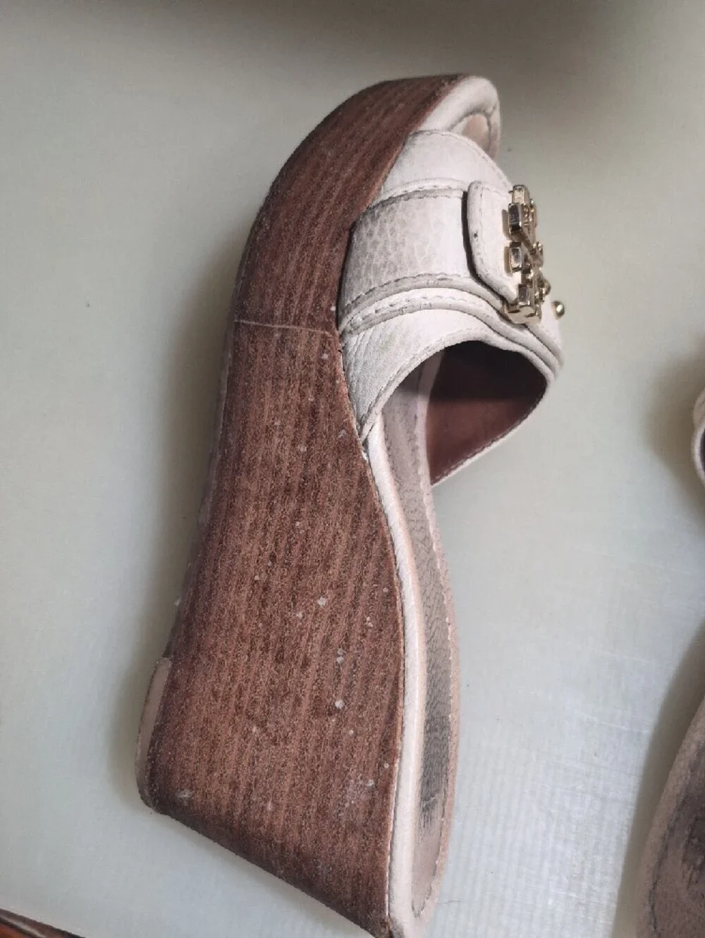 Tory Burch Cream Leather Slide Sandals with Gold Logo
